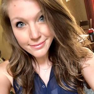 Meet your Posher, Kelie